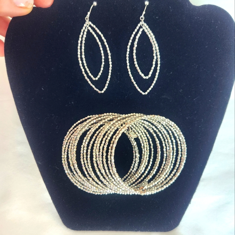 Stella & Dot retired silver Bardot bracelet and dangle earings